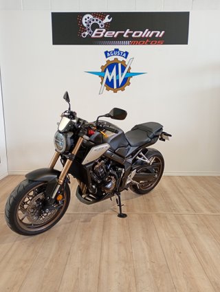 Honda CB650R quickshifter