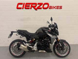 BMW F 900 R
