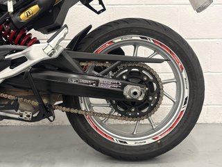 BMW F 900 R