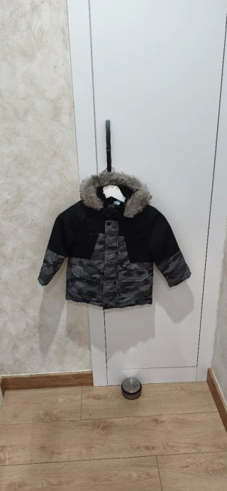 Abrigo niño talla 2-3 años