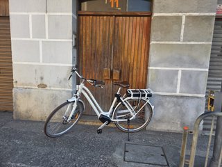 Bicicleta Eléctrica Blanca