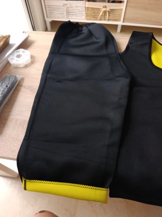 Conjunto para adelgazar: camiseta y pantalón