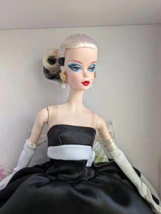Barbie Black & White Forever 60° Anniv.