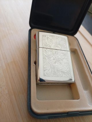 Isqueiro Zippo Marlboro Gravado