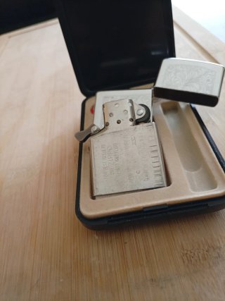 Isqueiro Zippo Marlboro Gravado