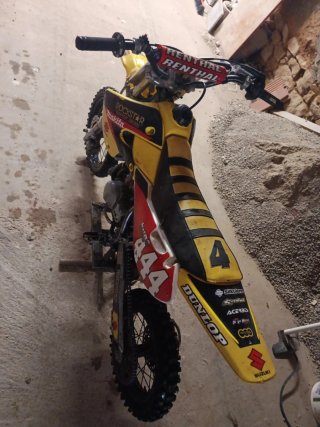 Suzuki 65cc Motocross Roja y Amarilla