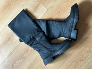 Botas altas negras