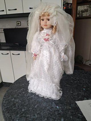 Muñeca porcelana vintage novia coleccion