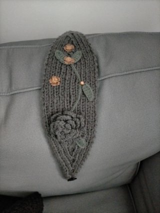Diadema lana verde flores beige