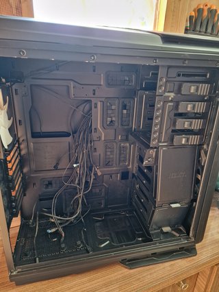 Torre PC NZXT Phantom 820 Negra