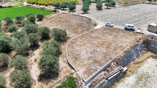 PARCELA RUSTICA MUY PROXIMA A PUEBLO DE LIRIA