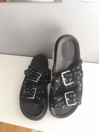 Chanclas negras Annalisa hebillas talla 39