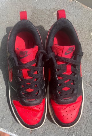 Nike Court Borough Low 2 Zapatillas Negras y Rojas
