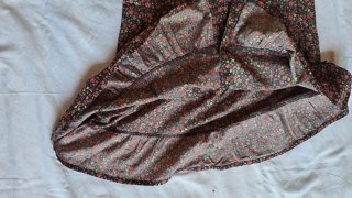 Blusa evasé floral negra y roja