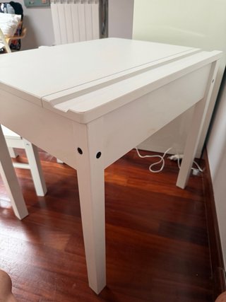 Pupitre blanco madera + silla + flexo