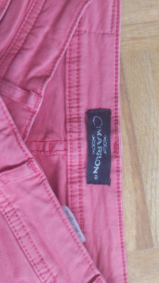 Pantalón vaquero rosa/rojo