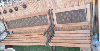 Banco de jardín madera y hierro.