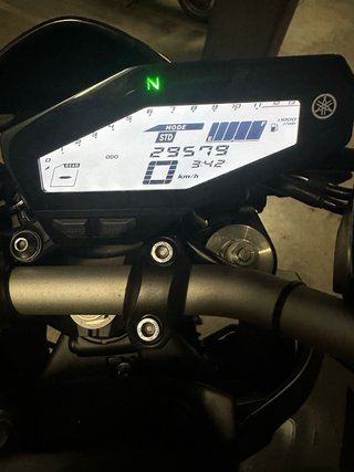 Yamaha MT-09 2016 Naked Gris/Amarillo