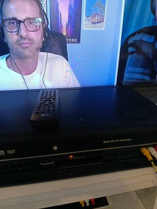 Reproductor DVD LG Combo VHS modelo RCT 699H