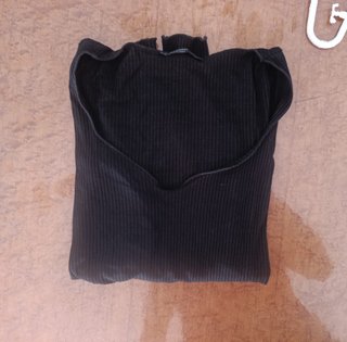 Top manga larga mujer negro