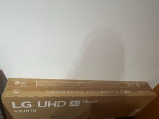 LG 43 4K UHD Smart TV 43UR78 Nueva