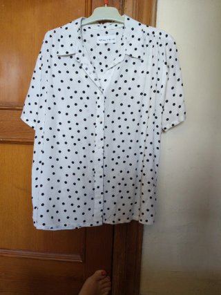Camisa lunares. Vendo en mano, Granada