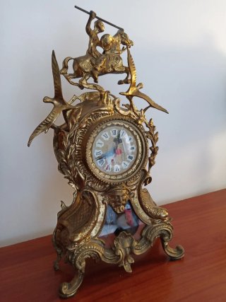 Reloj de sobremesa de bronce