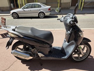 Honda SH150i Va muy fina!!