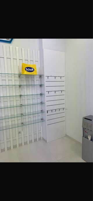 Mobiliario Farmacia/Parafarmacia/ortopedia