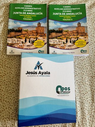 Lote libros Auxiliar ad. Junta de Andalucia