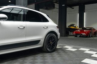 Porsche Macan S