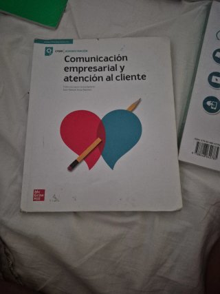 Comunicacion empresarial y atencion al cliente....