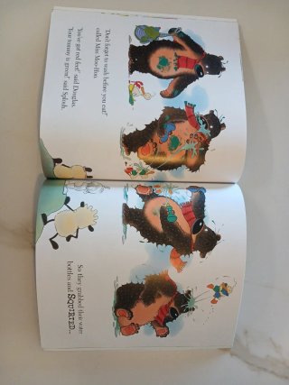 Hugless Douglas Goes to Little School by David ...