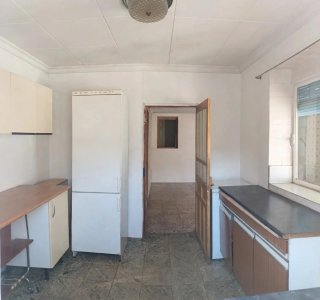 Se vende casa amueblada en Puertollano