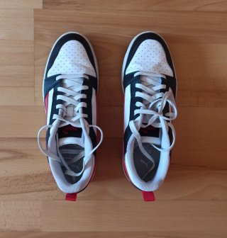 Zapatillas Puma Rojas y Blancas Talla 40.5