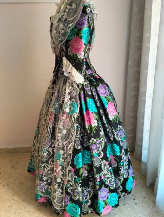 Traje de Fallera