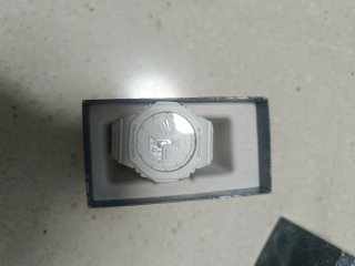 Reloj G-Shock Blanco WR20BAR