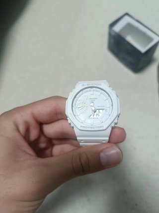 Reloj G-Shock Blanco WR20BAR