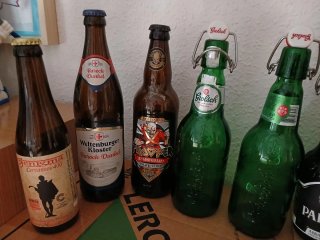 Confezione da 10 bottiglie di birra vuote