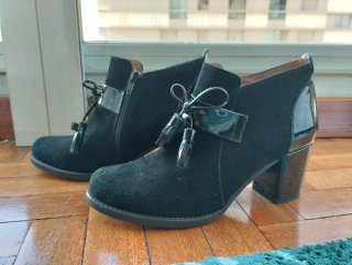 Botines negros con tacón