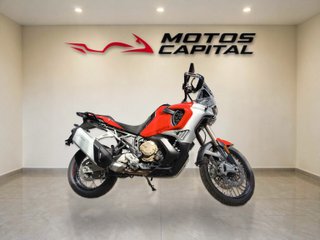 MV Agusta Enduro Veloce Roja y Plata