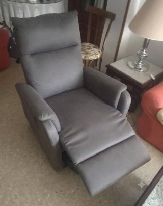 Sillón reclinable eléctrico ABILDSKOV gris