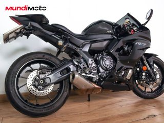 YAMAHA R7 A2