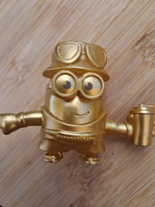 Minion Dorado McDo