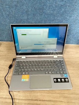 Portátil MEDION Akoya E4271 Convertible 14 4/64GB