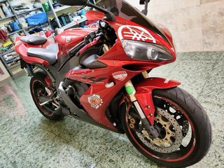 Yamaha R1 2005