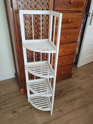 Estantería plegable de madera