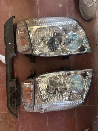 Focos Nissan X-Trail (2001-2007)