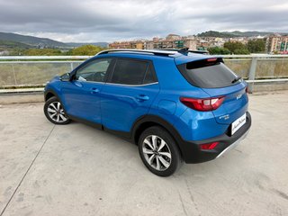 KIA Stonic 2024 ETIQUETA ECO