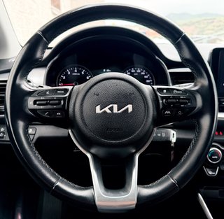 KIA Stonic 2024 ETIQUETA ECO